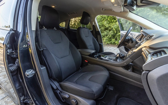 Ford Mondeo cena 54900 przebieg: 178600, rok produkcji 2015 z Wrocław małe 704